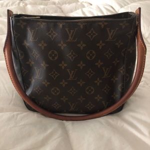 Louis Vuitton Medium Looping MM